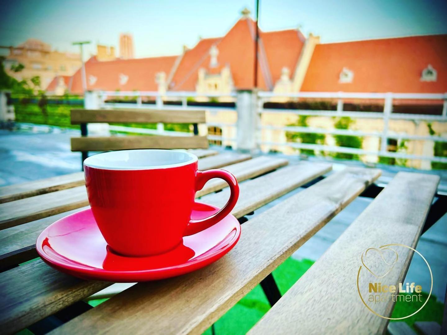 Nice Life - Luxury Apartment In The Old Town. Bratislava Exterior foto